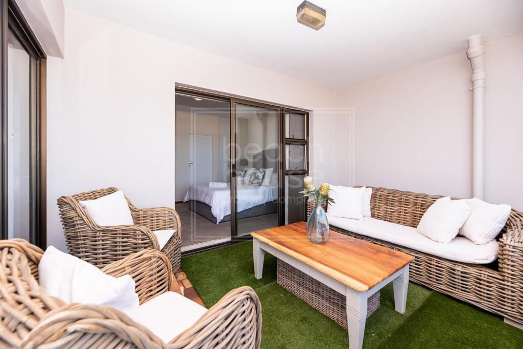 Panoramic Ocean View 2 Bed W 24 Hour Power Inverter, Blouberg, 28 Malata * Cape Town